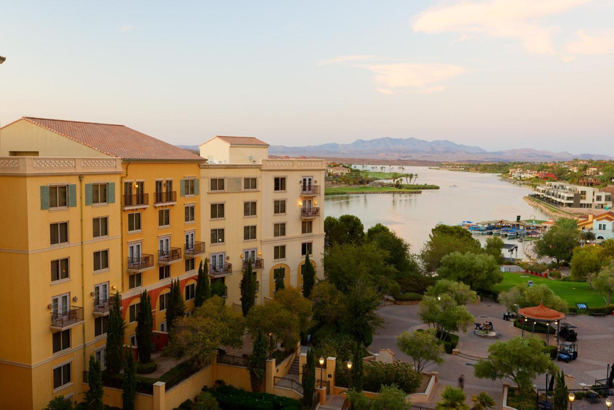 Hilton Lake Las Vegas Resort & Spa Exterior photo